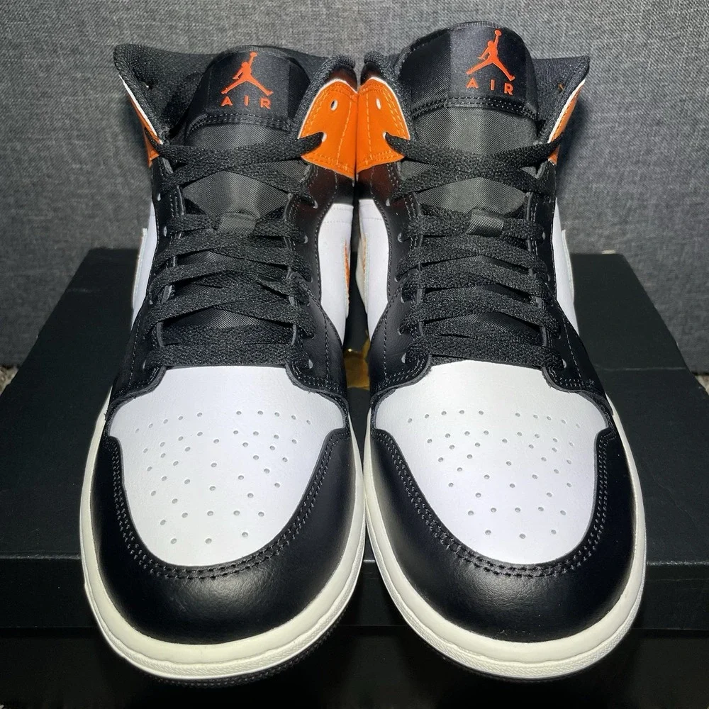 Air Jordan 1 Mid Mens Size 10 Shoes 
